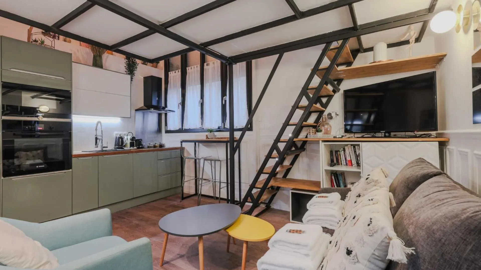 Apartment Comfortable Duplex In The Heart Of