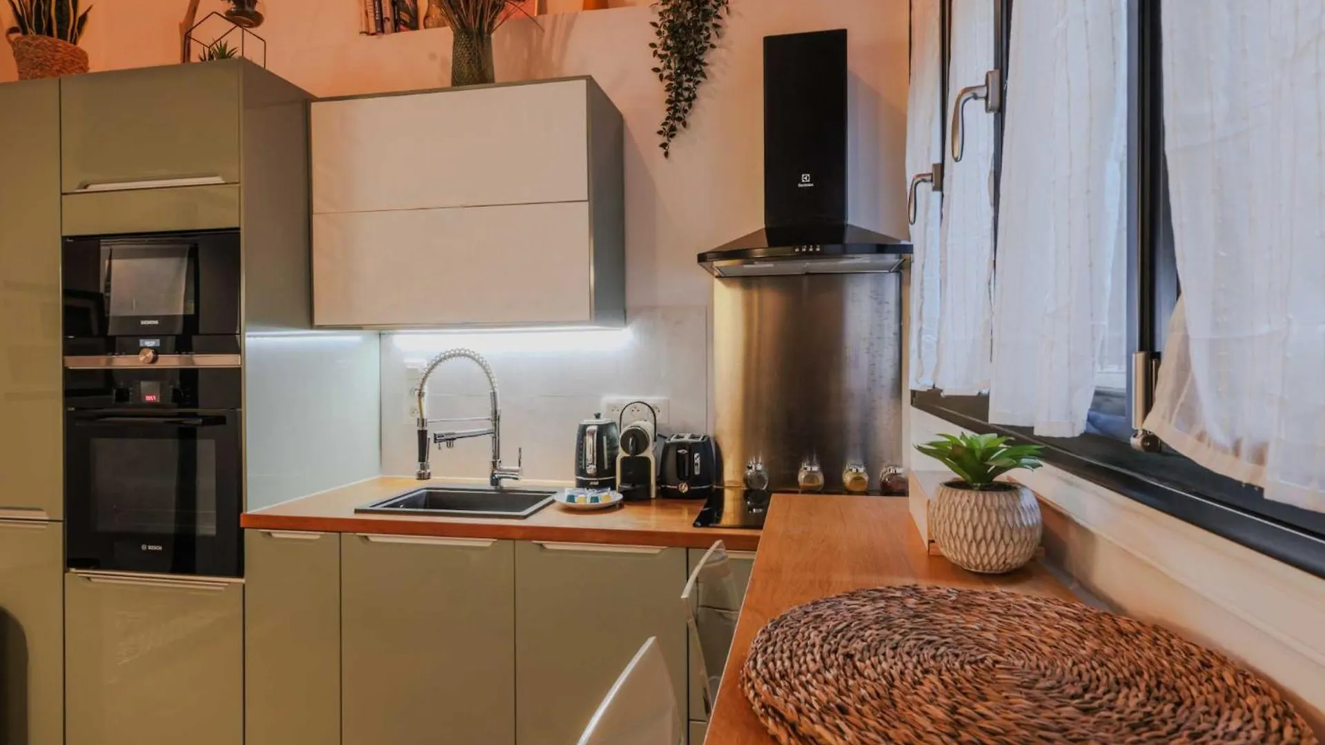 Comfortable Duplex In The Heart Of Apartment